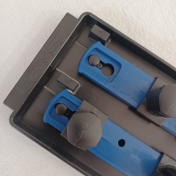 New Ernst 2 Rail Twist Lock Socket Boss 18", Blue - 3/4" - Picture 6 of 12